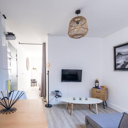 Appartement Cosy Face A La Basilique Saint Remi Reims Luaran gambar