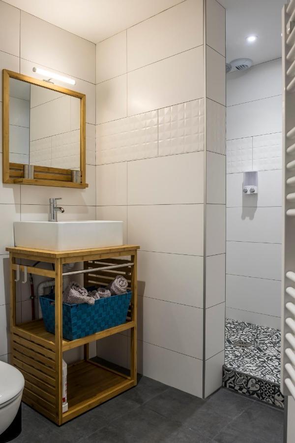 Appartement Cosy Face A La Basilique Saint Remi Reims Luaran gambar