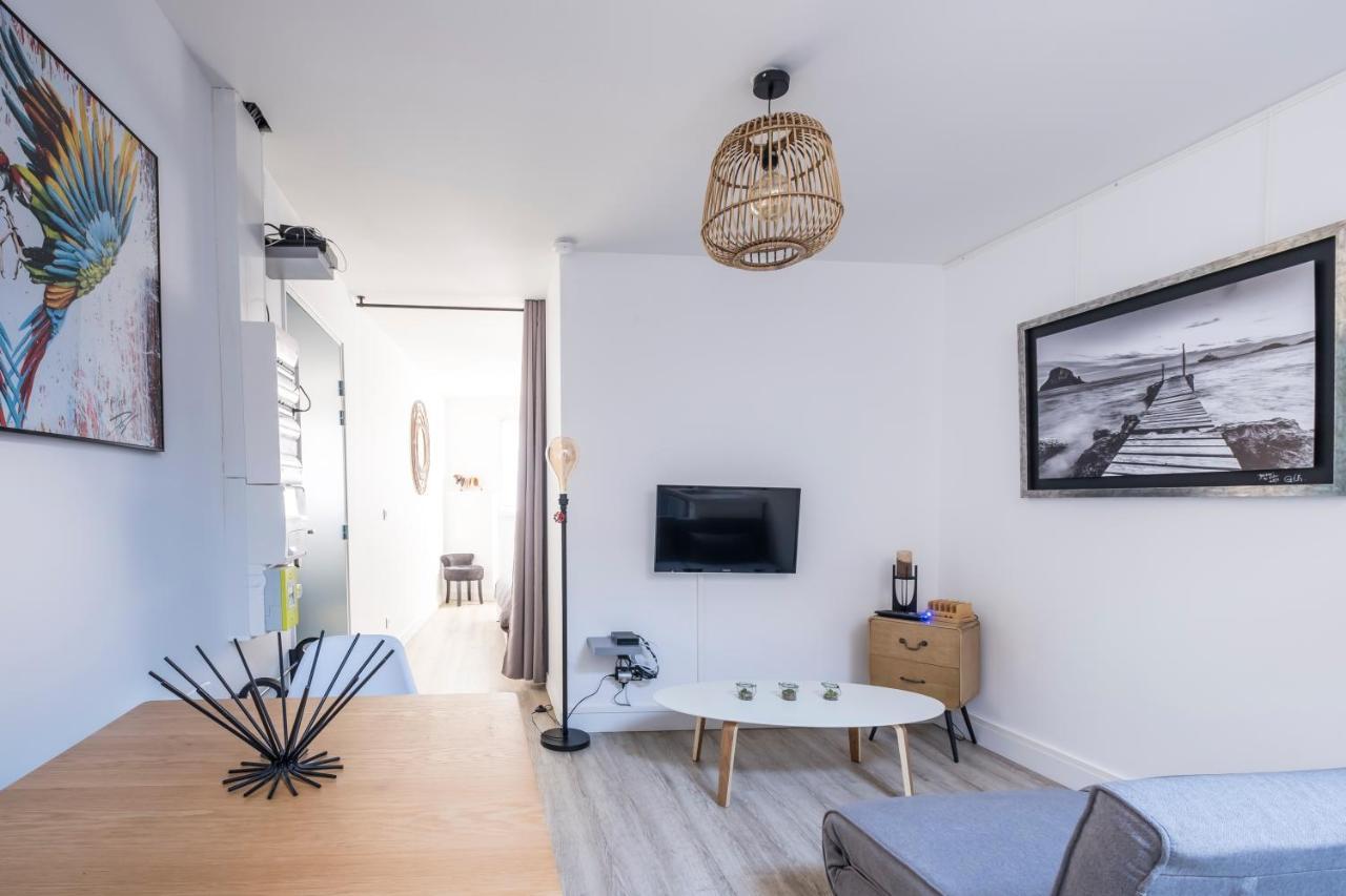 Appartement Cosy Face A La Basilique Saint Remi Reims Luaran gambar