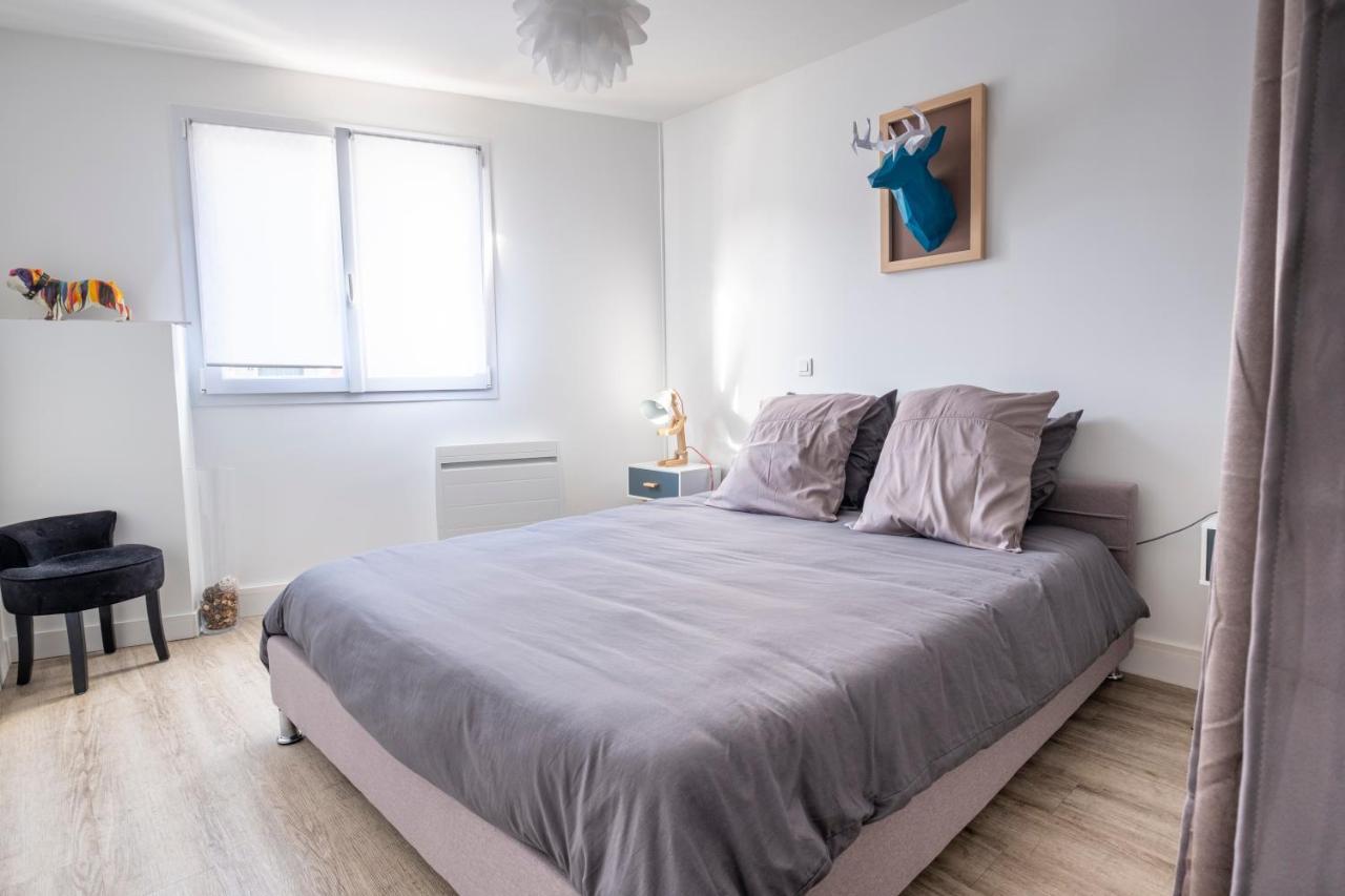 Appartement Cosy Face A La Basilique Saint Remi Reims Luaran gambar